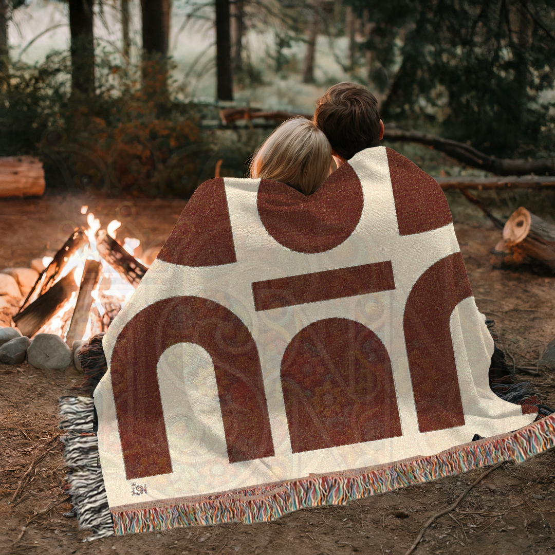 The Guardian in Shape – African Minimalist Woven Blanket, Symbolic Tribal Figure Throw, Geometric Protection Design for Modern Homes