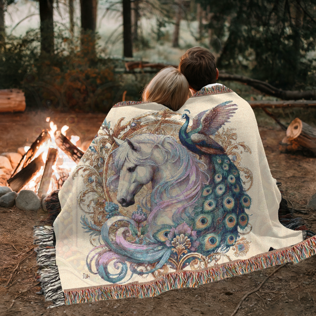 White Horse & Peacock Woven Blanket – 100% Cotton Tapestry Throw in White – Elegant Boho Decor, Cozy Art Blanket, Unique Gift, Luxury Home Accent
