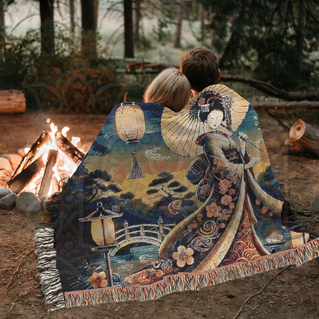 Japanese Folk Art Geisha Woman Serenity Tapestry Blanket – Elegant Japanese Art, Cherry Blossoms & Lantern Glow – Cozy & Decorative Throw